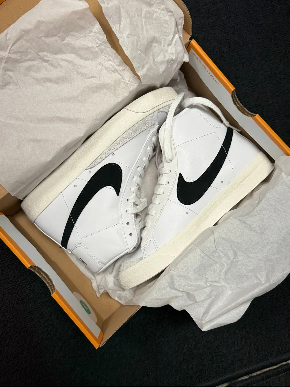 Brand new Nike Blazer Mid 77 Vintage size women’s 7.5